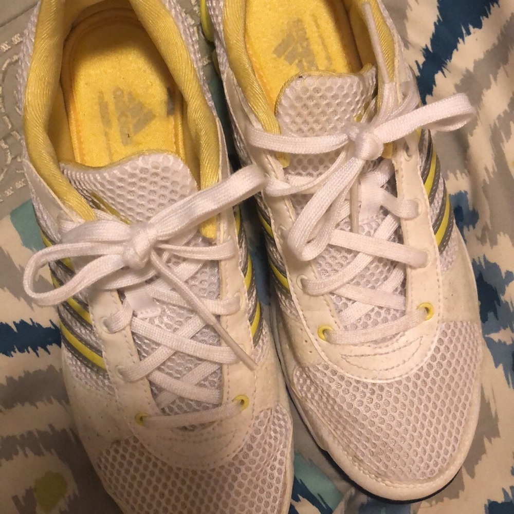 Adidas Sneakers